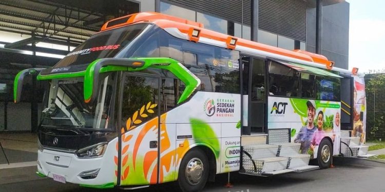 ACT Bikin Humanity Food Bus di Karoseri Laksana, Dirakit Layaknya Dapur Umum Berjalan