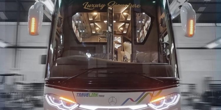 Adiputro Garap Bus Motorhome Milik PO Travelink, Muat 14 Penumpang