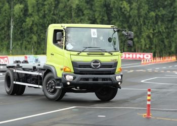 Begini Cara Hino Tingkatkan Kesadaran Keselamatan Berkendara di Masa Pandemi