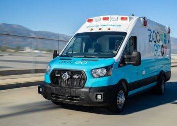 Berbasis Ford E-Transit, AS Kini Punya Ambulans Bertenaga Listrik Pertamanya