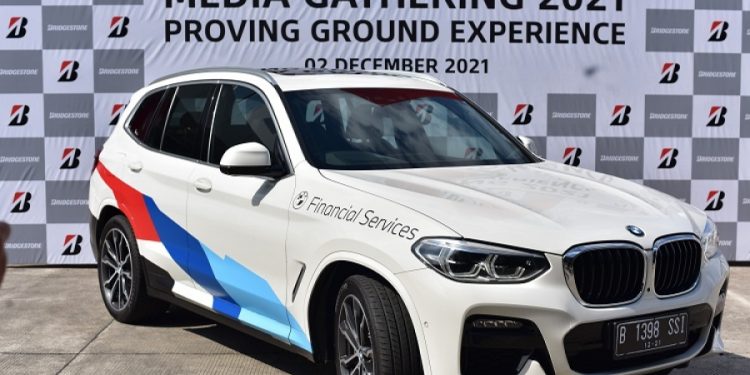 BMW – Bridgestone Tire Ajak Awak Media Test Drive BMW X3 xDrive30e
