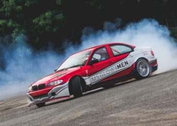 Bos PO Juragan 99 dan Akbar Rais Buka Sekolah Drifting di Tangerang