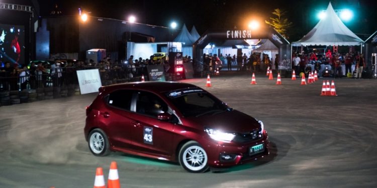 Brio Saturday Night Challenge Surabaya Catatkan Rekor Peserta Terbanyak