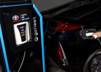 Buntuti Hyundai, Toyota Akan Turut Hadirkan Kendaraan Listrik di Indonesia