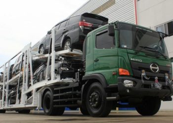 Bupati Tegal Lepas Ekspor Perdana Produk Karoseri Car Carrier ke Jepang