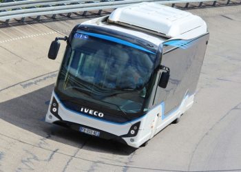 Bus Baru Iveco Bakal Gunakan Sistem Sel Bahan Bakar Hidrogen Milik Hyundai 