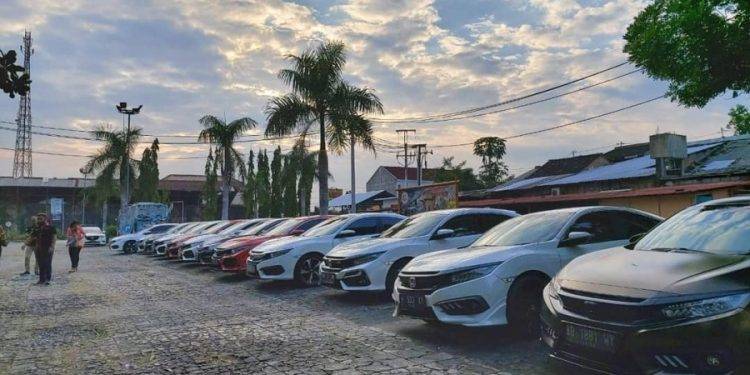 CVT Jateng DIY Jelajah Kaki Gunung Lawu Naik Jeep