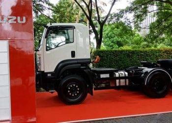 Daftar Harga 38 Varian Truk Isuzu GIGA Terbaru 2019