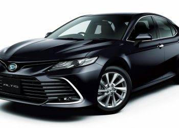 Daihatsu Segarkan Fitur dan Tampilan Altis di Jepang