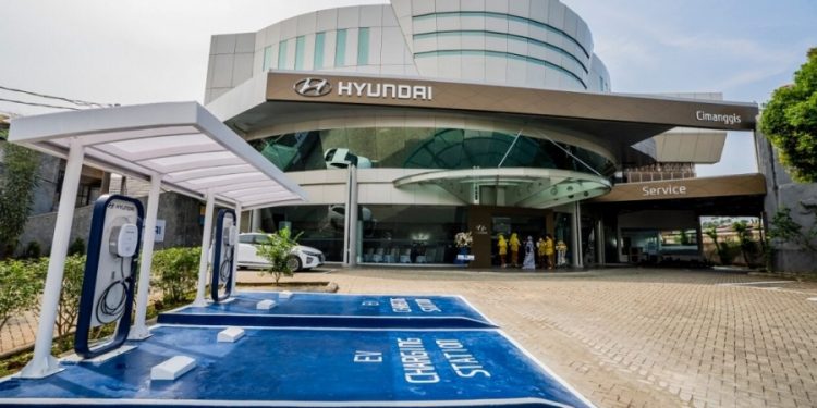 Dari Sumatera hingga Papua, 100 Dealer Hyundai Resmi Beroperasi di Seluruh Indonesia