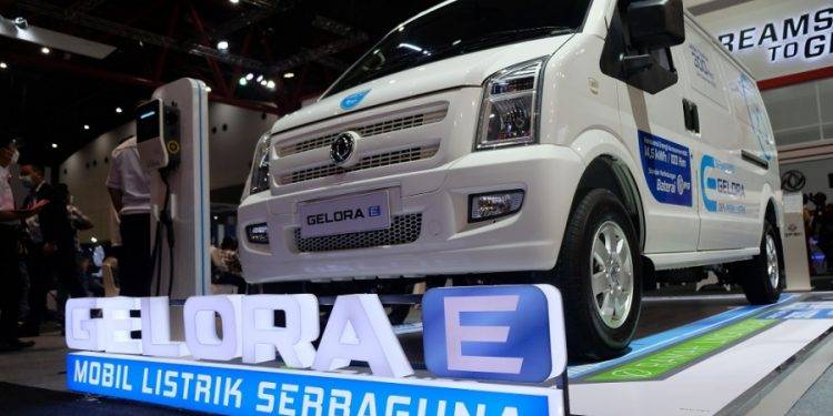 DFSK Gelora E Mampu Tekan Biaya Energi, Cuma Rp 200 Per Kilometer