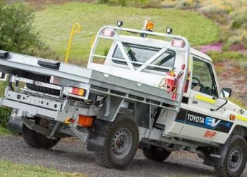 Dikonversi Jadi Mobil Listrik, Toyota Land Cruiser 70 Ini Siap ‘Disiksa’ di Area Tambang