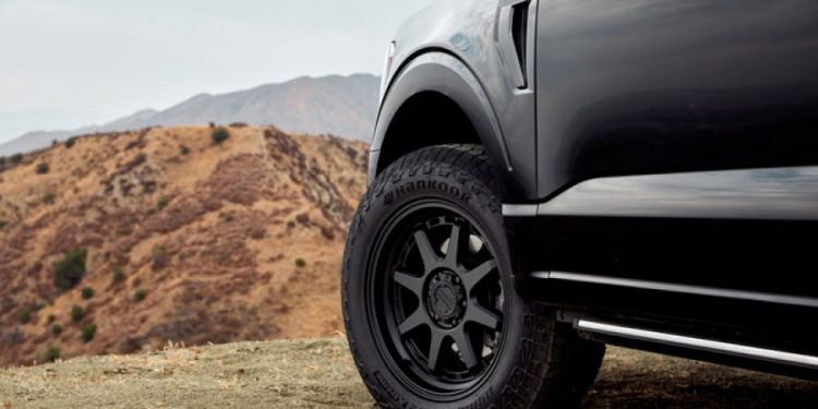 Dua Ban SUV Hankook Raih Penghargaan Desain Bergengsi di Dunia