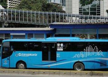 Efek Perluasan Ganjil Genap, Jumlah Penumpang Transjakarta Pecahkan Rekor