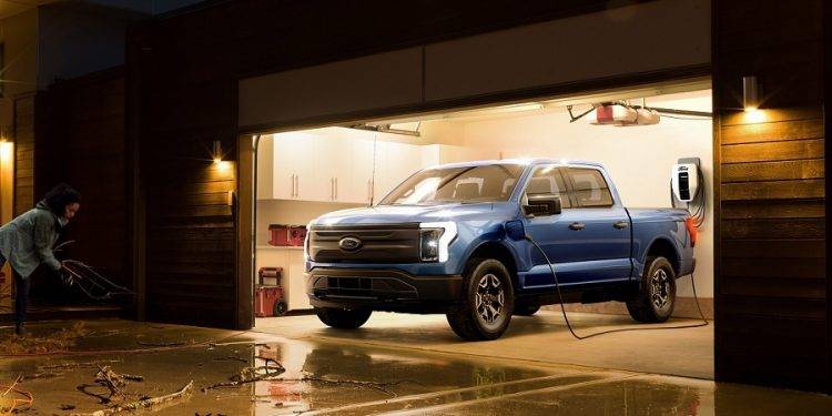 Ford F-150 Lightning Mampu Suplai Daya Listriknya Untuk Seluruh Isi Rumah