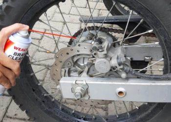 Gampang Banget, Begini Cara Membersihkan Rem di Musim Hujan