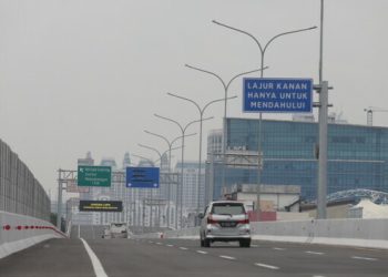 Gantry Tol Nirsentuh Terpasang di Jalan Tol Jagorawi, BPJT Lakukan Penyempurnaan