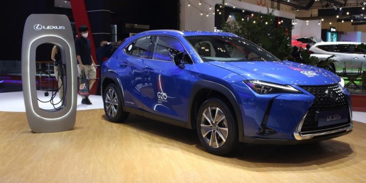 GIIAS Semarang 2022 Resmi Dibuka, Tampilkan Teknologi Dan Produk Otomotif Terbaru