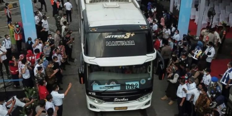Gunakan Bus dan Truk, Kemenhub Berangkatkan Puluhan Ribu Peserta Mudik Gratis