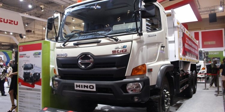 Hino Insurance, Cara HMSI Berikan Total Support Ekstra Proteksi Untuk Truk dan Bus