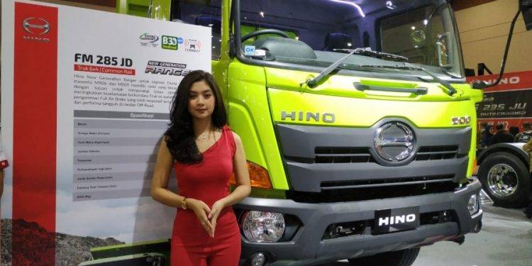 Hino Jual Truk dan Bus Lewat Tokopedia, DP Ringan dan Banyak Promo