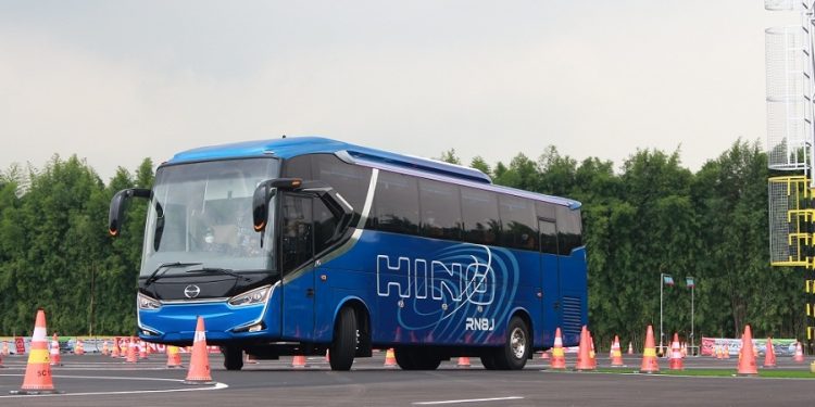 Hino Resmikan Fasilitas HTSCC, Jadikan Safety Driving Menjadi Budaya Bangsa