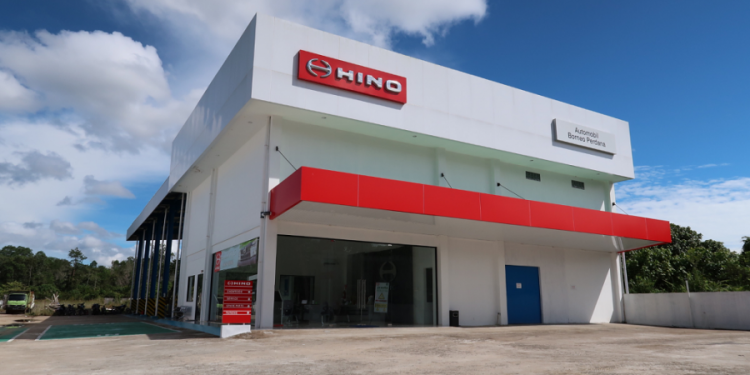 Hino Upgrade Diler Truk di Kalimantan Barat Jadi 3S