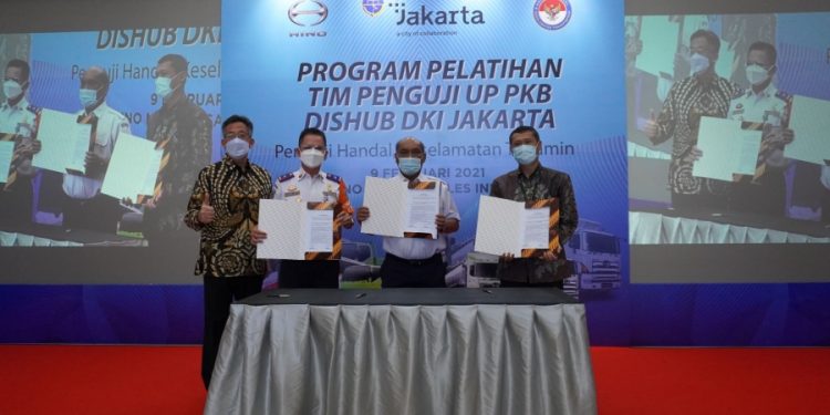 HMSI, Dishub DKI Jakarta dan KNKT Tandatangani MoU Pelatihan Tim Penguji UP PKB