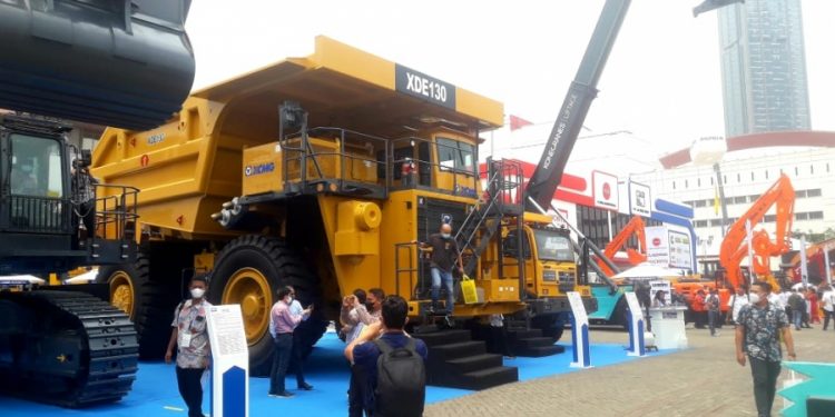 IEE 2022 Resmi Dibuka, Pamerkan Ragam Inovasi Teknologi di Bidang Energi dan Teknik