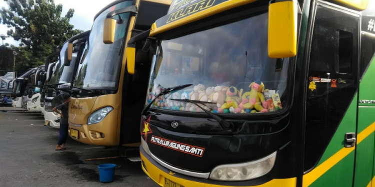 Imbas Larangan Mudik, Terminal di Karawang Ditutup