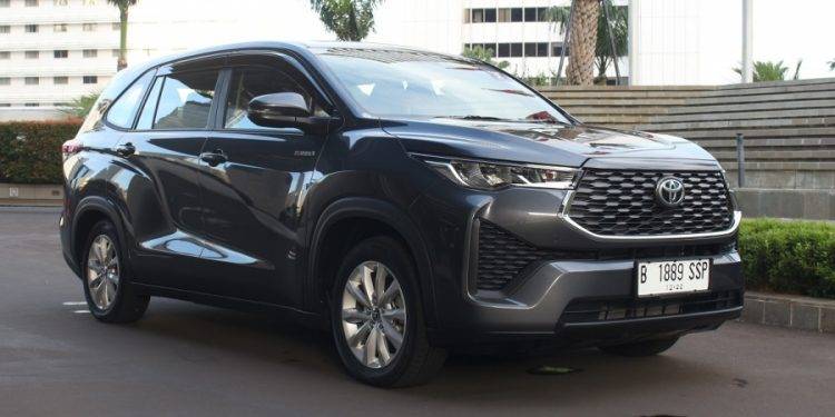 Ini Harga Lengkap All New Toyota Kijang Innova Zenix
