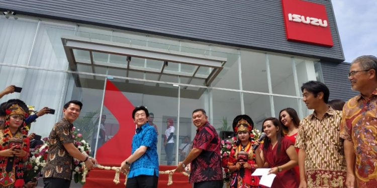 Isuzu Tambah Outlet dengan Fasilitas 3S di Cirebon
