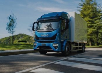 Iveco Gandeng Continental Kenalkan Solusi Pemantau Aktifitas Sopir Truk