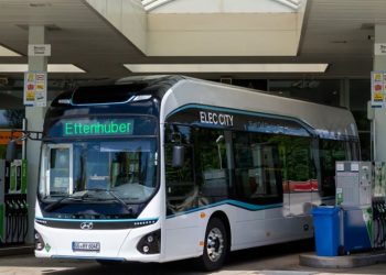 Jajal Pasar Komersial Eropa, Bus Hyundai Elec City Fuel Cell Bakal Diujicoba di Jerman