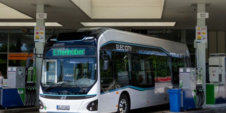 Jajal Pasar Komersial Eropa, Bus Hyundai Elec City Fuel Cell Bakal Diujicoba di Jerman