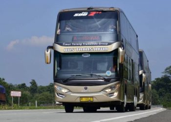 Jalan Tol Trans Jawa Persingkat Waktu Tempuh Bus Pariwisata Jakarta-Solo
