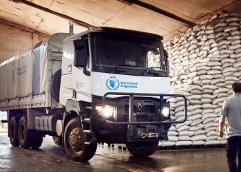 Jalin Kemitraan Hingga 2026, Renault Trucks Dukung Misi Program Pangan Dunia