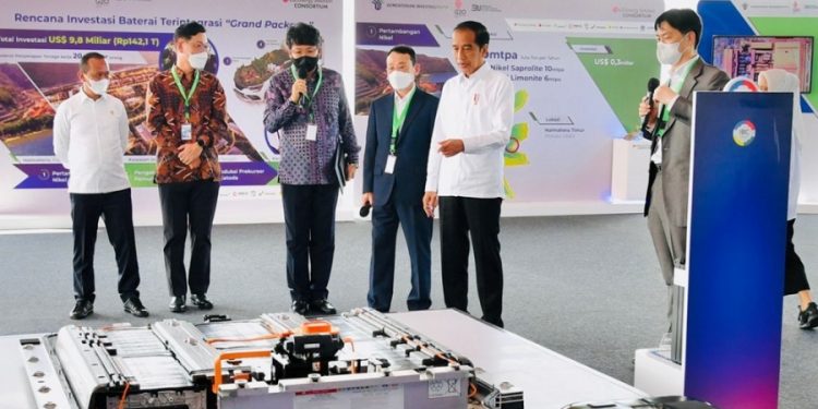 Jokowi: Indonesia Akan Jadi Produsen Utama Produk Baterai Kendaraan Listrik