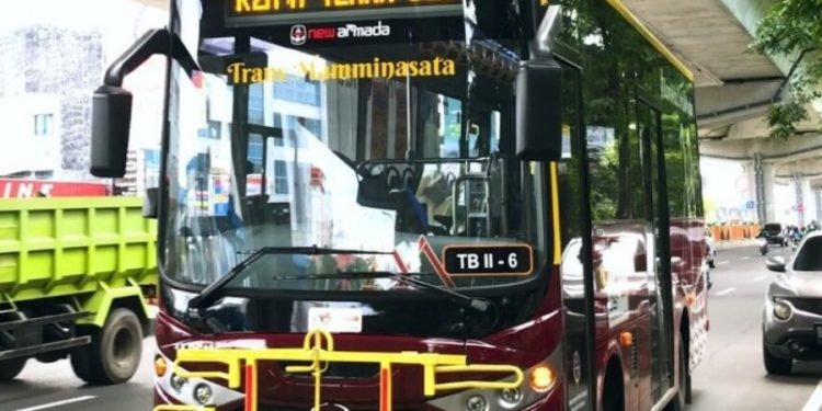 Kemenhub Ajak Warga Naik Kendaraan Umum Agar Bebas Macet