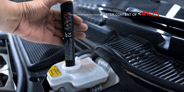 Ketahui Kapan Harus Ganti Minyak Rem dengan Wealthy Brake Fluid Tester