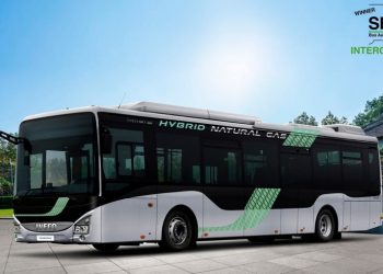 Kurangi Emisi Sampai 84 Persen, Iveco Raih Penghargaan ‘Sustainable Bus of the Year 2023’