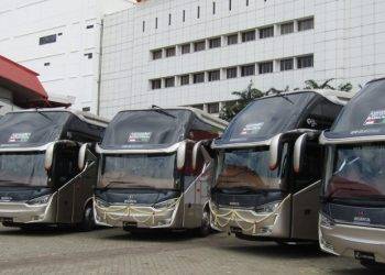 Laksana Eksport Empat Busnya Ke Bangladesh