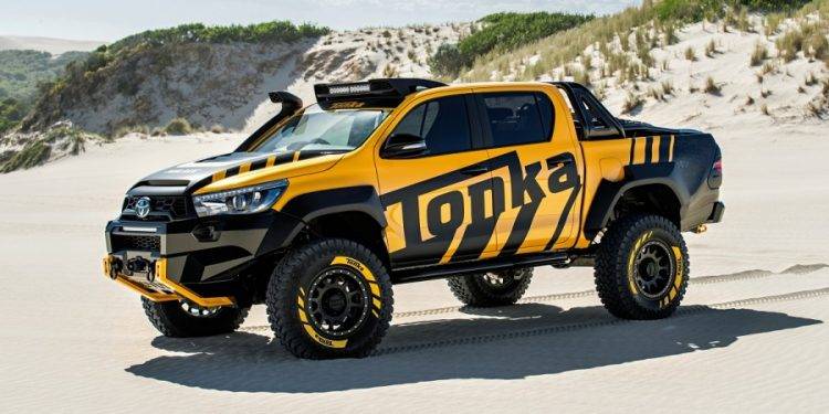 Lawan Ranger Raptor, Toyota Siapkan Varian Baru Hilux Apex di Australia