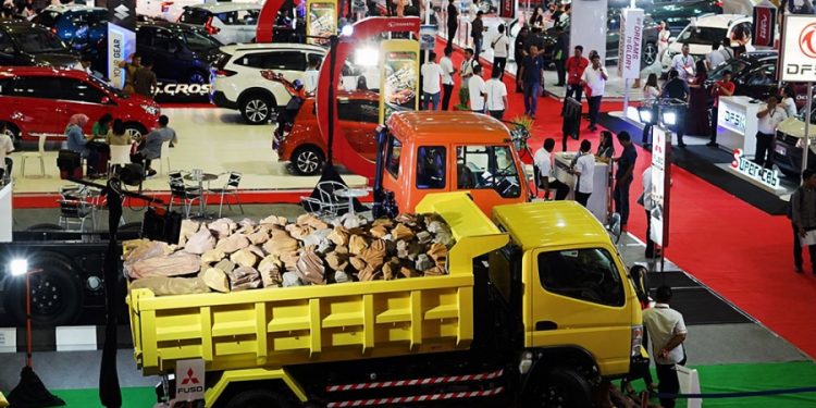 Lebih dari 25 Ribu Pengunjung Padati GIIAS Makassar 2019