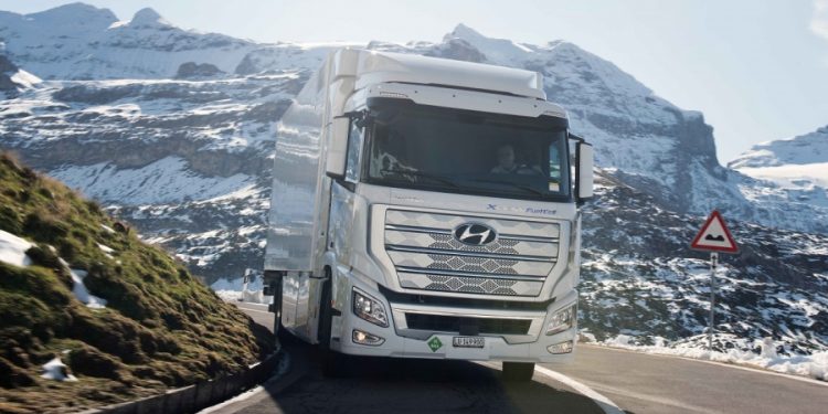 Masuk Israel, Truk Hidrogen Hyundai XCient Ramaikan Pasar Otomotif Timur Tengah