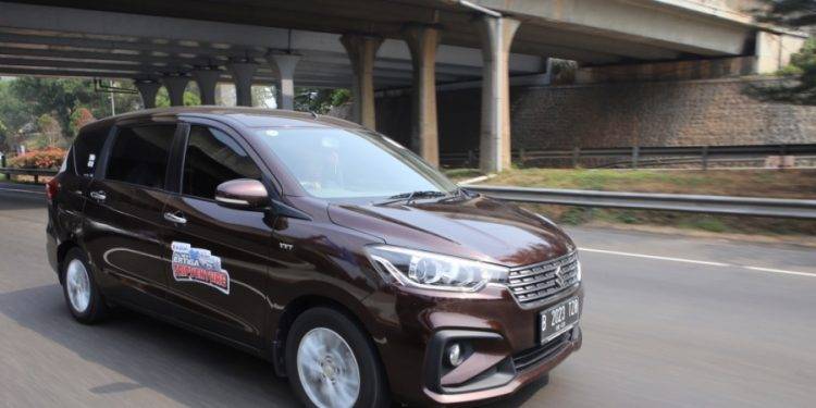 Mau Road Trip Naik Mobil? Lakukan Cara Ini Bisa Menghemat BBM