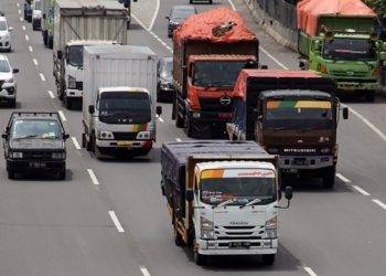 Mengatasi Truk yang Gagal Menanjak, Pengemudi Harus Paham Performa Kendaraan