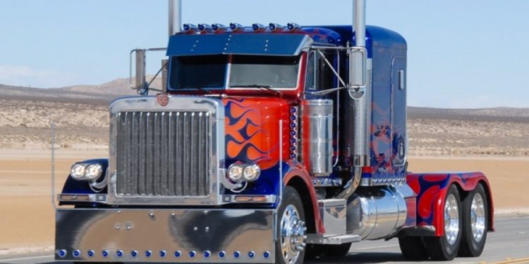 Mengenal Truk Peterbilt 379, Truk Ikonik ‘Optimus Prime’
