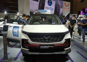 Mengulik Cara Kerja Teknologi IoV dan ADAS di SUV Wuling Almaz RS