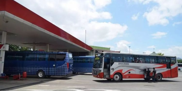 Menyiasati Agar Bus AKAP Tak Sering Isi Solar, Ada yang Gunakan 2 Tangki